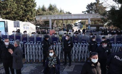 Gözaltına alınanlardan 102' si Boğaziçi öğrencisi değil