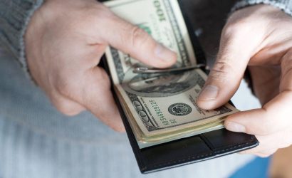 Dolarda düşüş devam ediyor