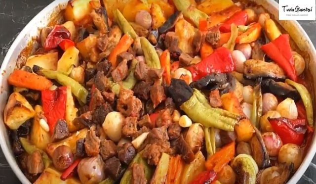 Gaziantep Mutfağından Tepsi Patlıcan Kebabı