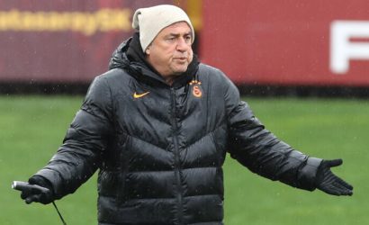 Galatasaray şampiyonluğu riske atıyor