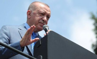 Cumhurbaşkanı Erdoğan Tank Paleti Fabrikası'nda incelemelerde bulundu