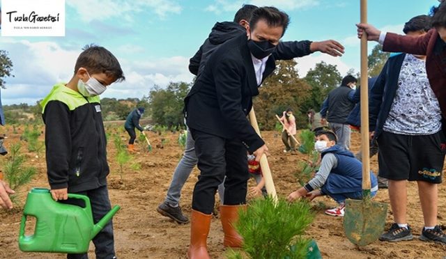 Tuzla Belediyesi Manavgat’a 5 Bin Fidan Bağışında bulundu