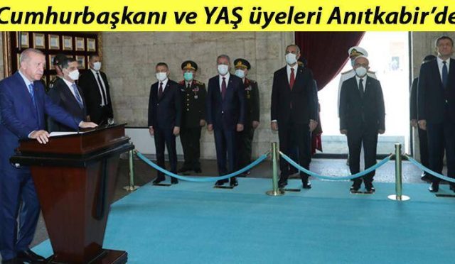 Cumhurbaşkanı Erdoğan YAŞ öncesi Anıtkabir'i ziyaret etti